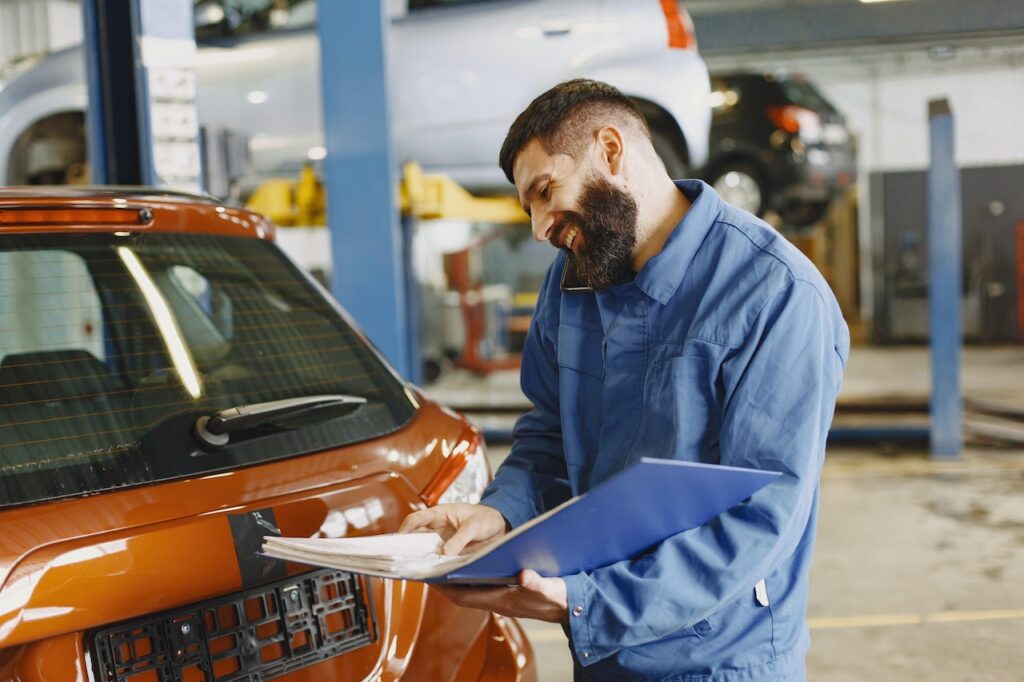 Find a professional auto repari shop to fic your accident-damaged car